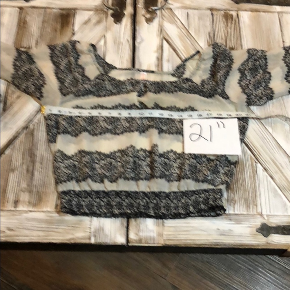 Blouse - Picture 6 of 7